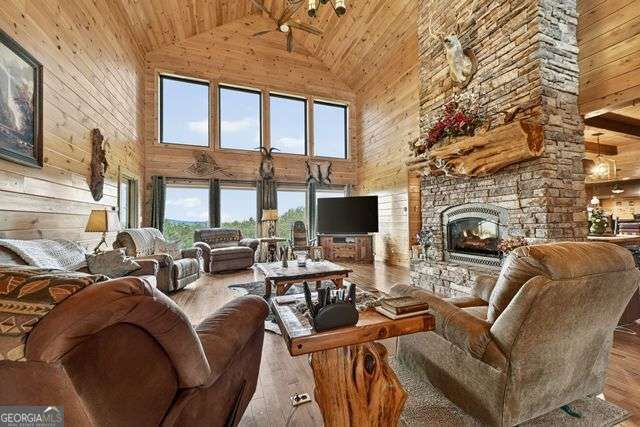 Property Photo:  384 Dean Road  GA 30559 