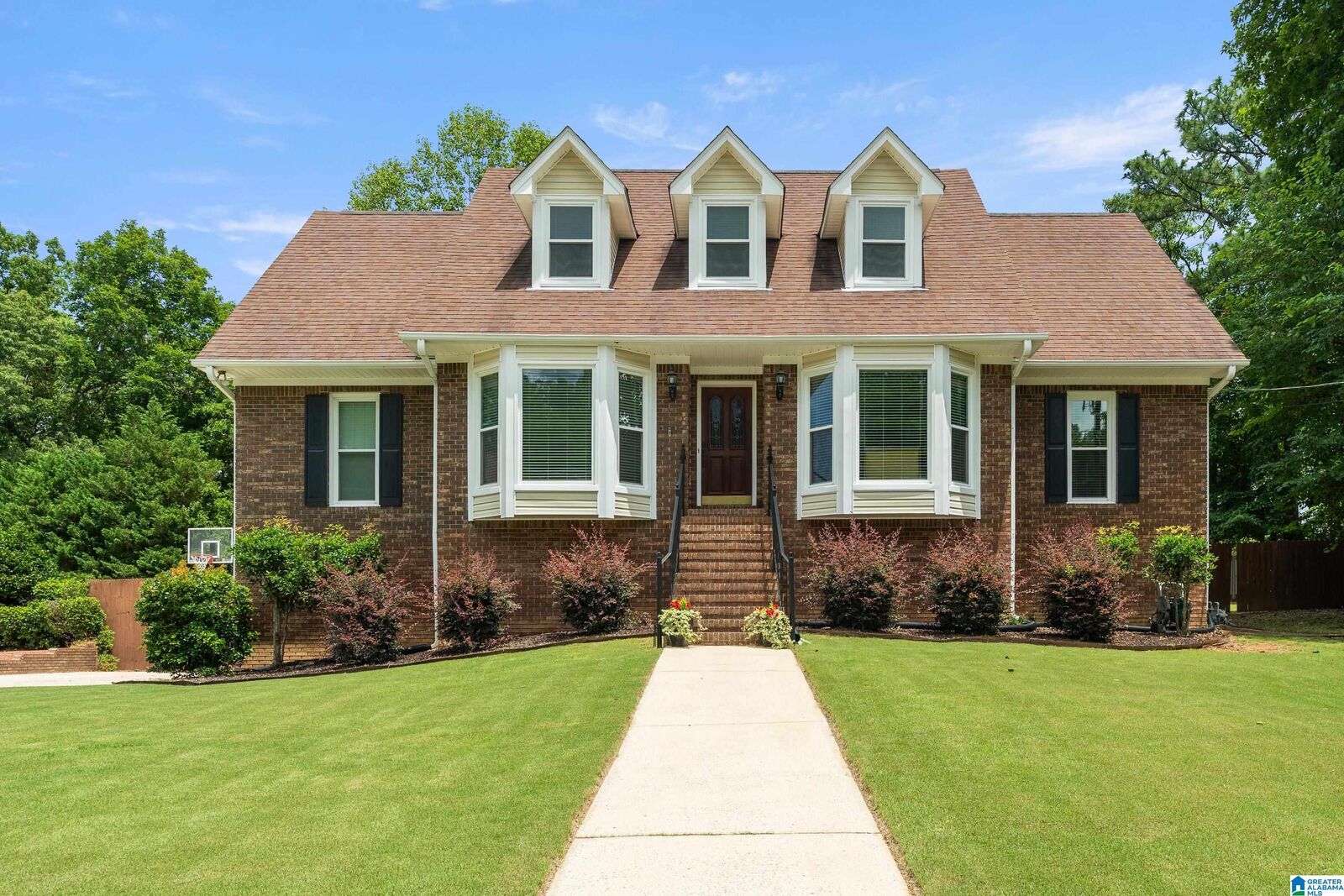 Property Photo: 106 Newgate Road AL 35007