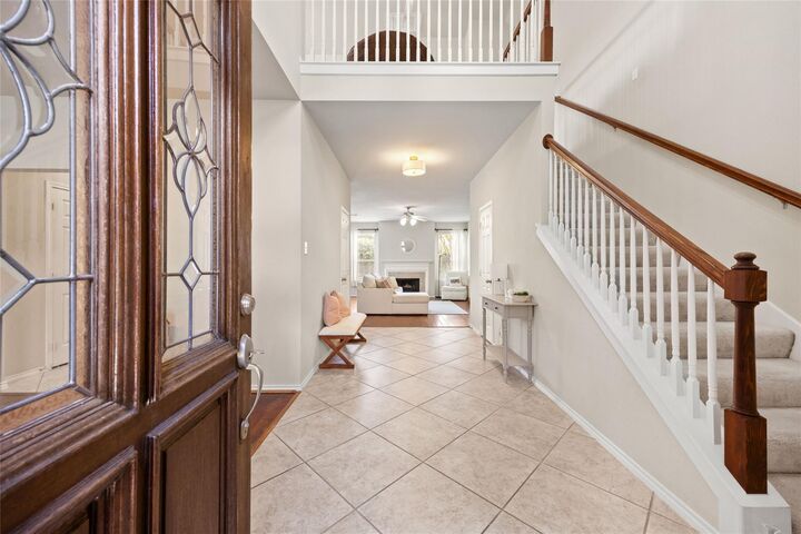 Property Photo: 9611 Oxford Grove Drive TX 77095