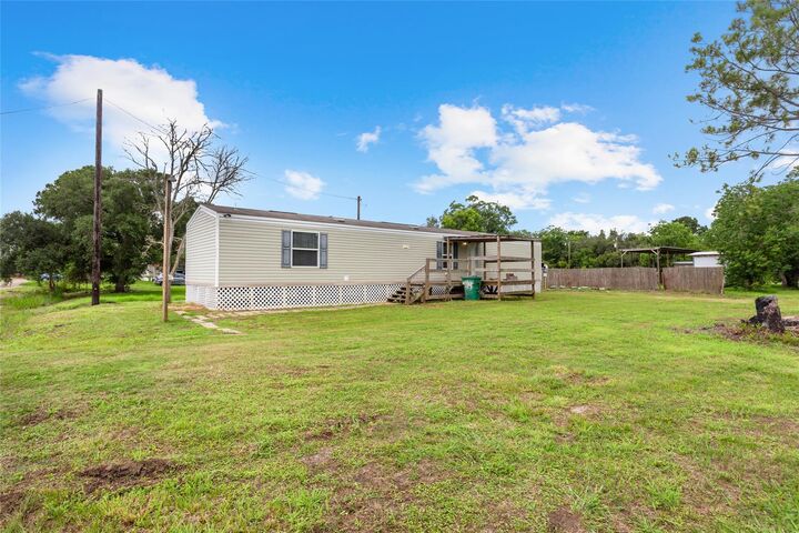 Property Photo: 6304 Sexto Street TX 77422
