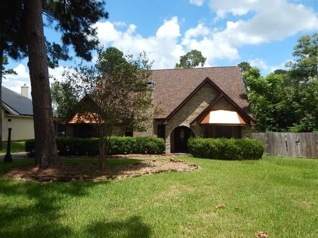 Property Photo: 12114 Hawthorne Drive TX 77356