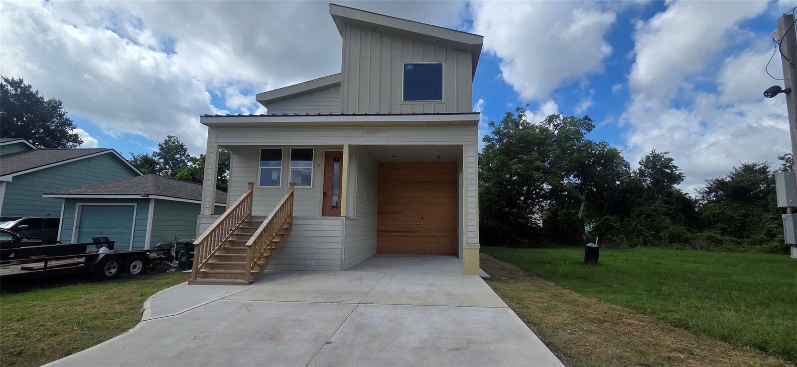 Property Photo: 1004 E 40th Street TX 77022