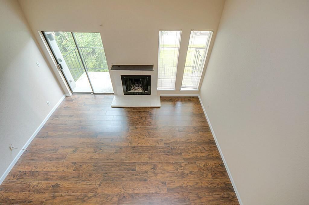 Property Photo: 10811 Richmond Avenue 19 TX 77042