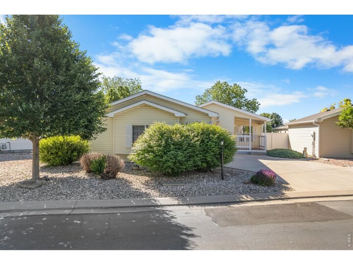 Property Photo: 868 Sunchase Dr CO 80524