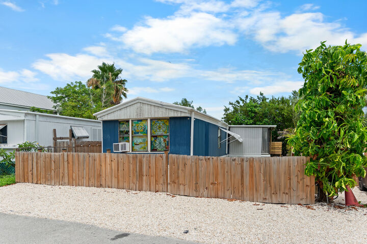 Property Photo: 17 Palm Drive FL 33040