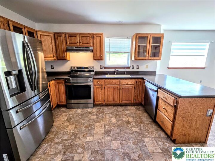 Property Photo: 450 Patten Circle PA 18210