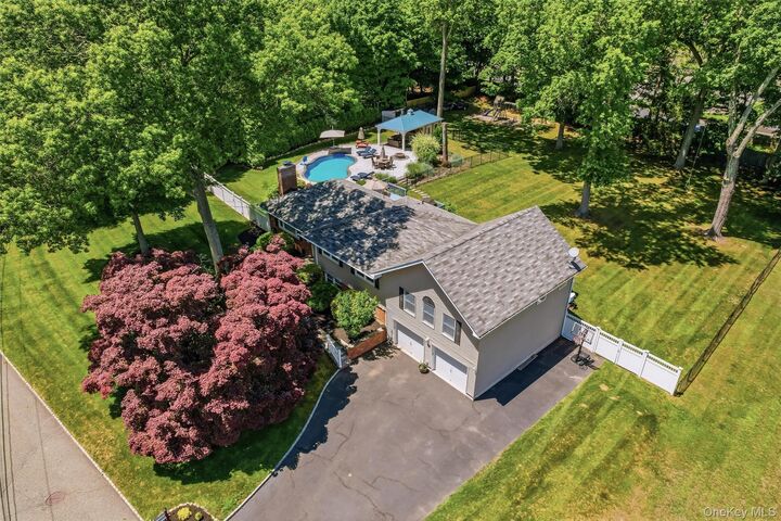 Property Photo: 6 Biret Drive NY 10952