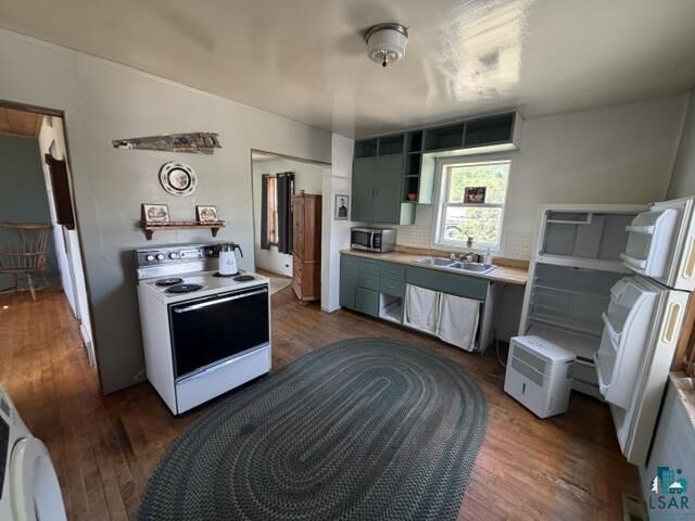 Property Photo: 357 Harvey St MN 55731