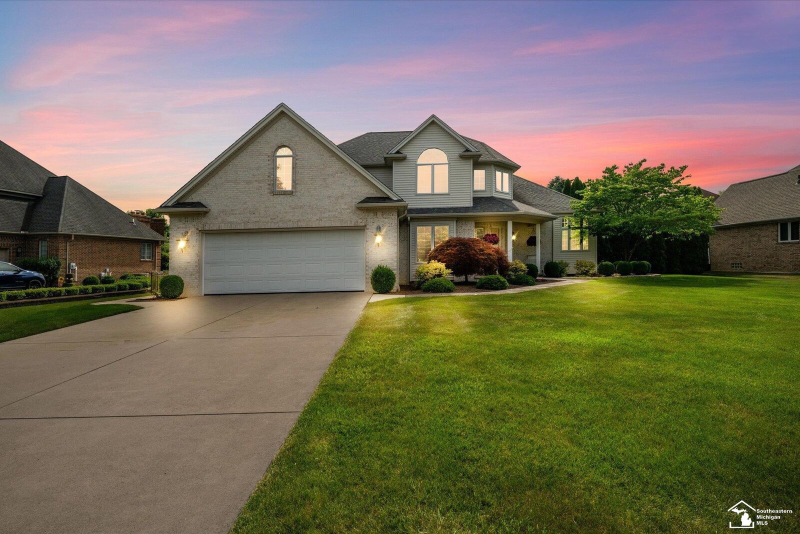 Property Photo: 862 Saint James Park MI 48161
