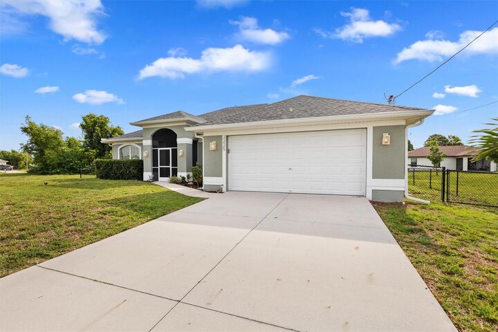 Property Photo:  3225 NW 2nd Place  FL 33993 