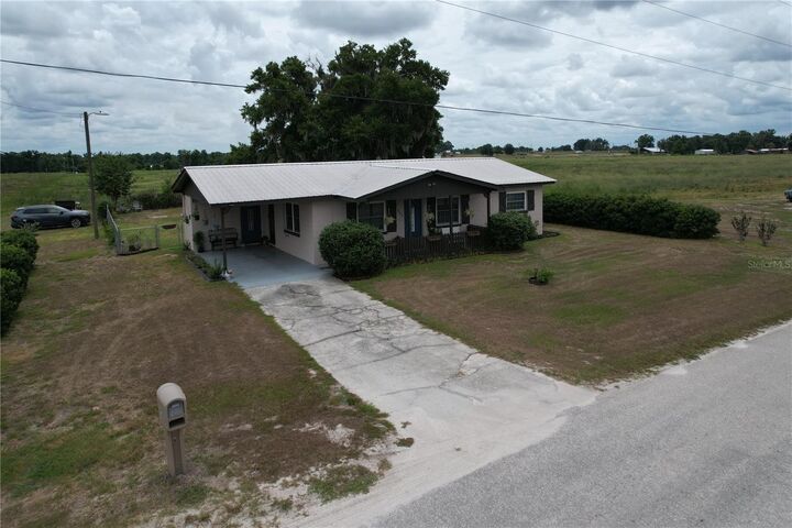 Property Photo:  392 Old Dixie Highway  FL 33834 