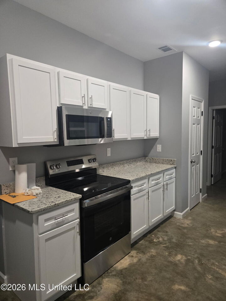 Property Photo: 111 Ridge Road MS 38665