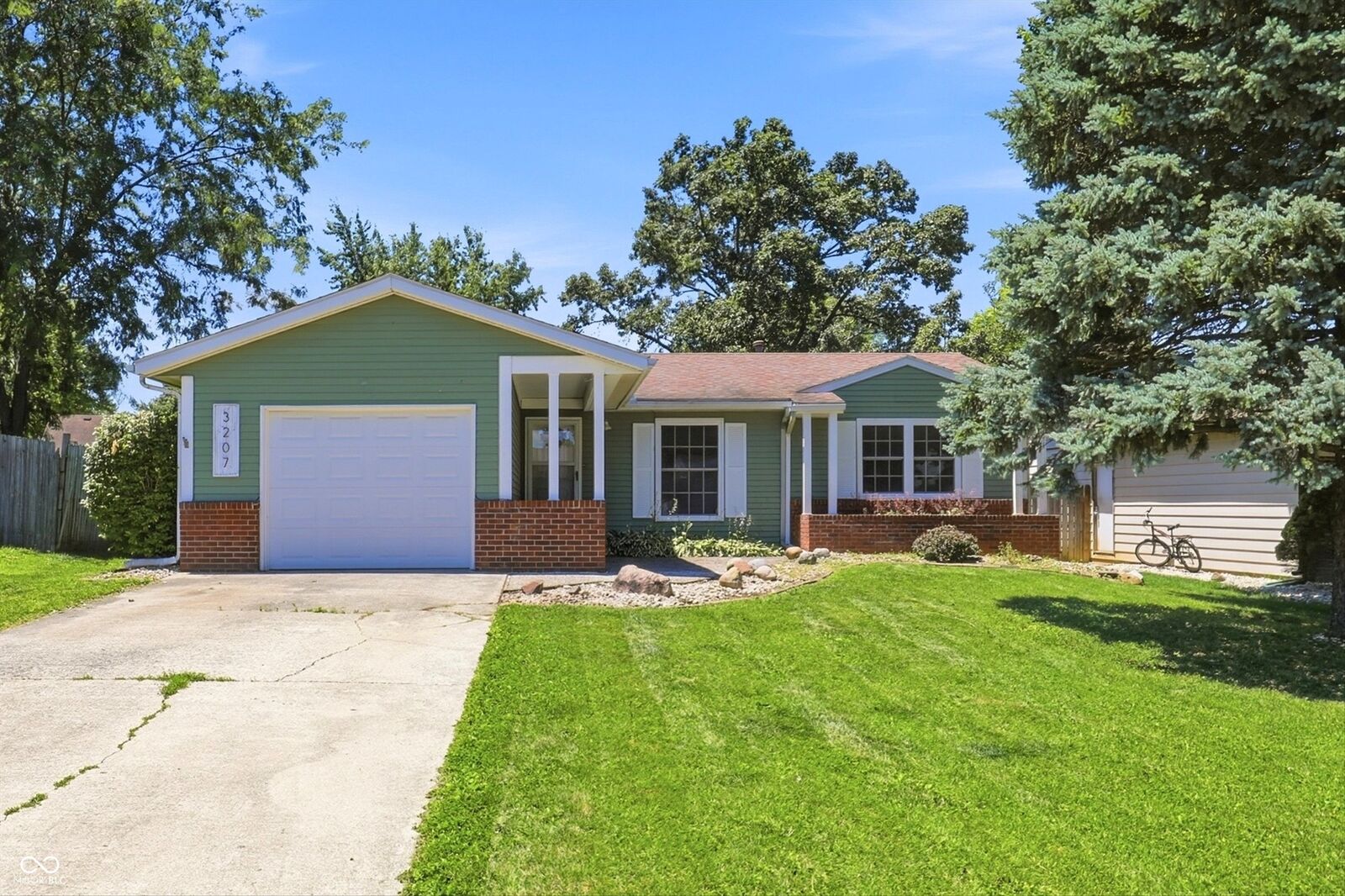 Property Photo: 3207 Chelsea Court IN 46902