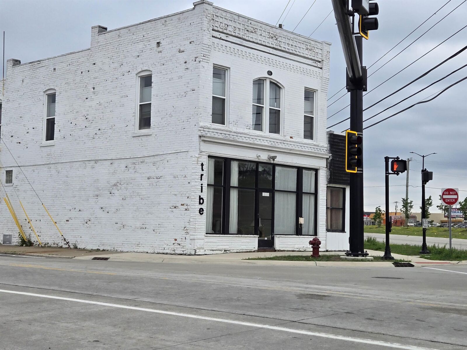 Property Photo: 5924 Chicago Rd Street MI 48092