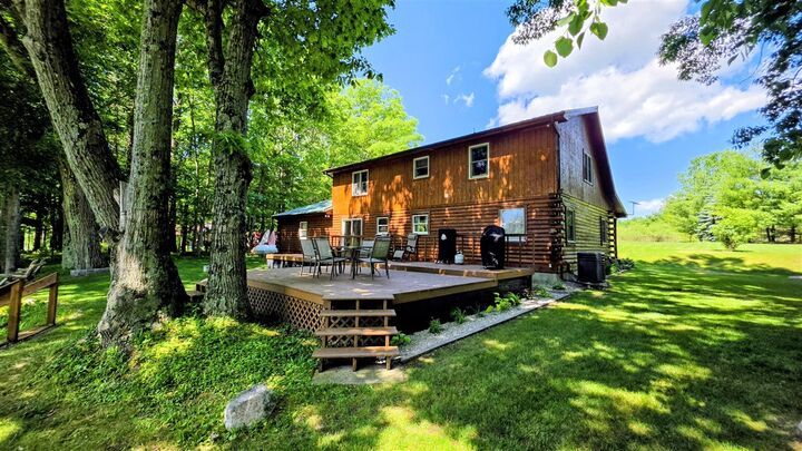 Property Photo:  18885 14 Mile Road  MI 49307-9497 