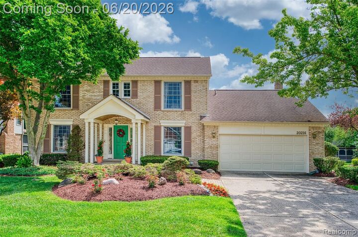 Property Photo:  20216 Ellen Drive  MI 48152 1179 