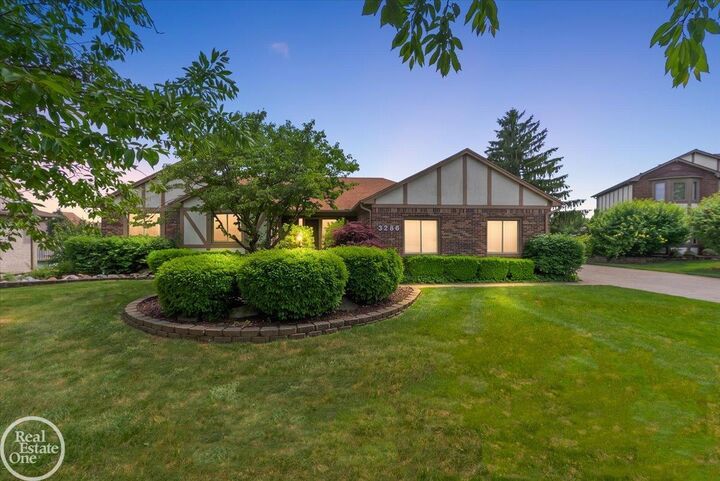 Property Photo: 3286 Sandy Pt. Drive MI 48316-3863