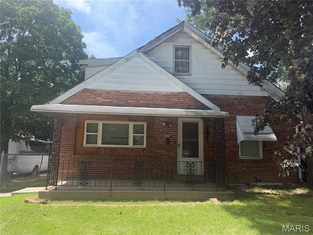 Property Photo:  4657 Pennsylvania Avenue  MO 63111 