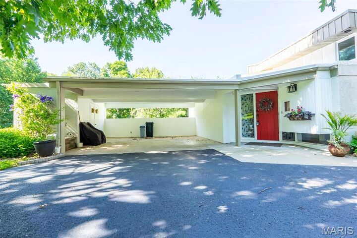 Property Photo: 13365 County Road 5110 MO 65401