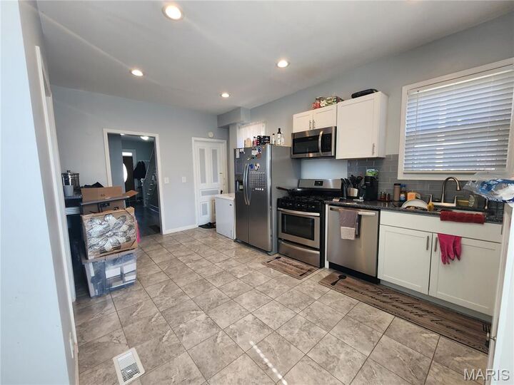 Property Photo:  607 Beacon Street  IL 62002 