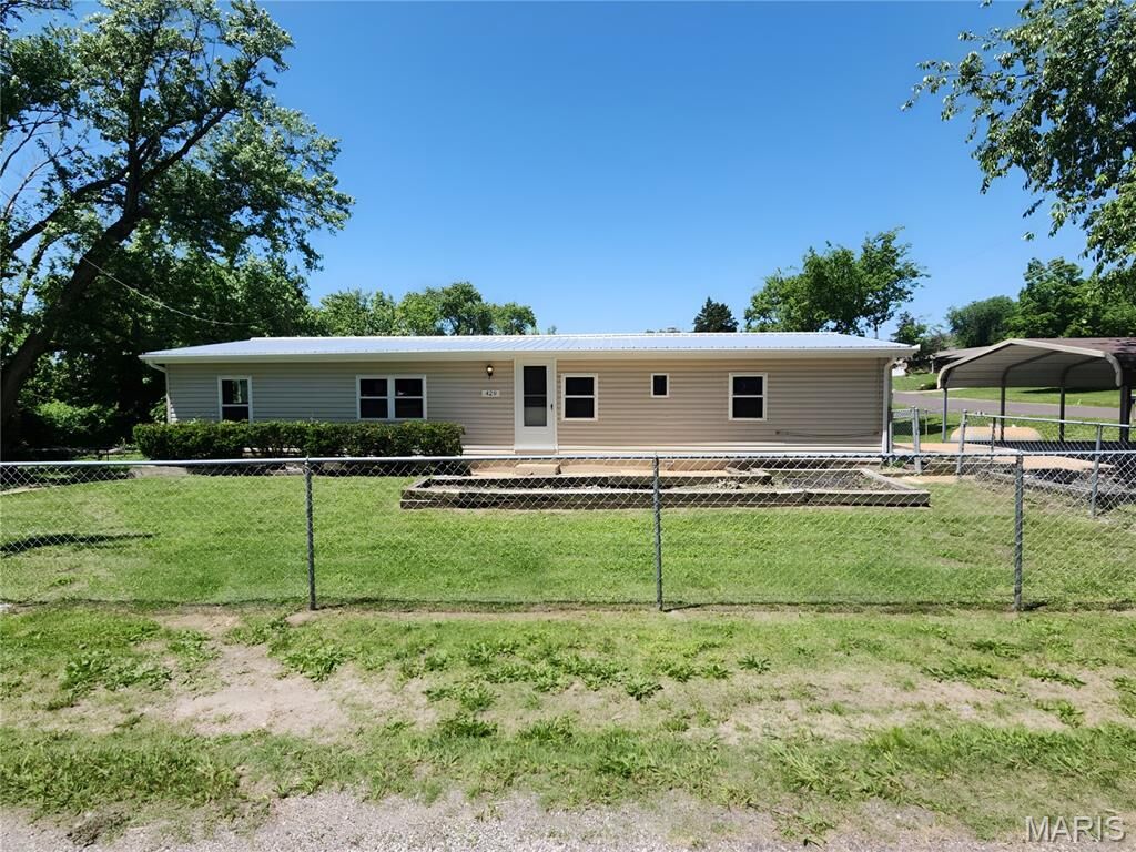 Property Photo: 429 Orr Street MO 63069