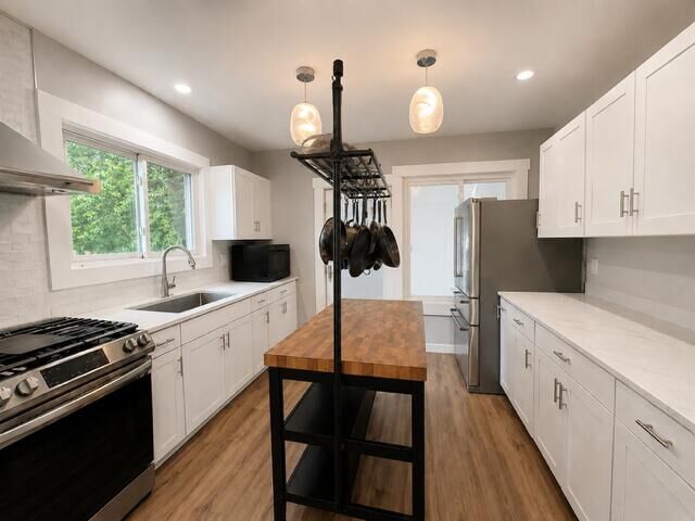 Property Photo:  7405 Sheridan Rd  WI 53143 