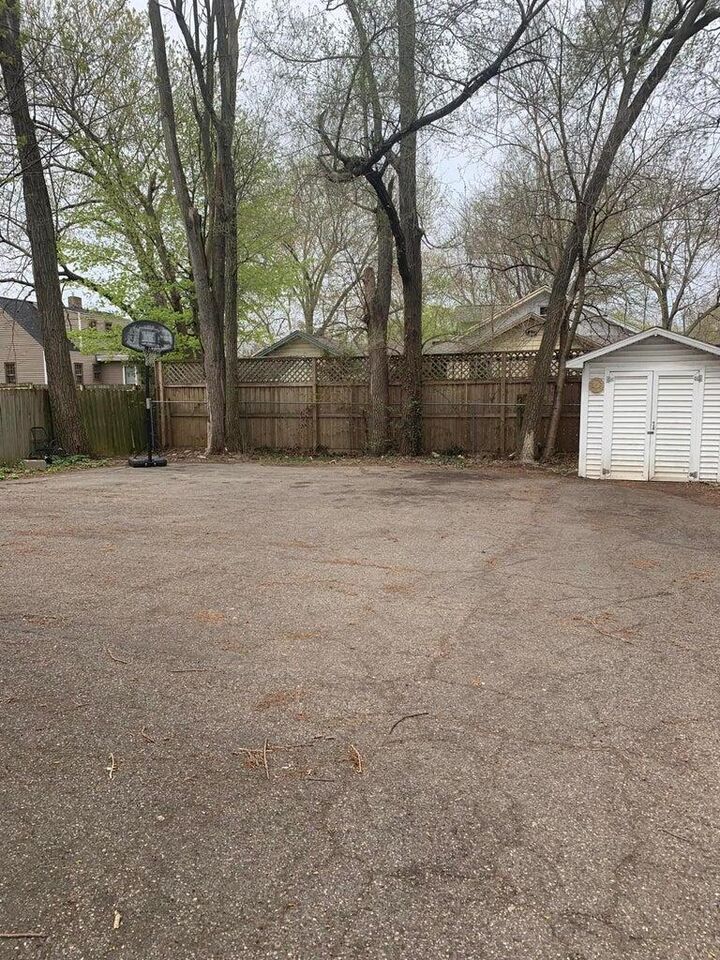 Property Photo:  3116 N Whittier Drive  MI 49001 