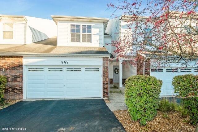 Property Photo:  16743 Winding Creek Road  IL 60586 