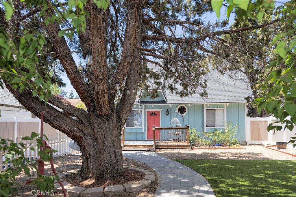 Property Photo: 1037 Sequoia Drive CA 92314