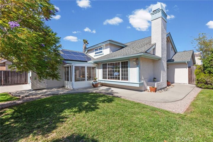 Property Photo: 844 Escuela Court CA 93405