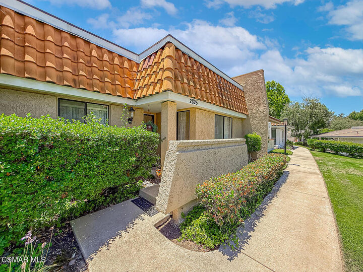 Property Photo:  2825 Shoreview Circle  CA 91361 