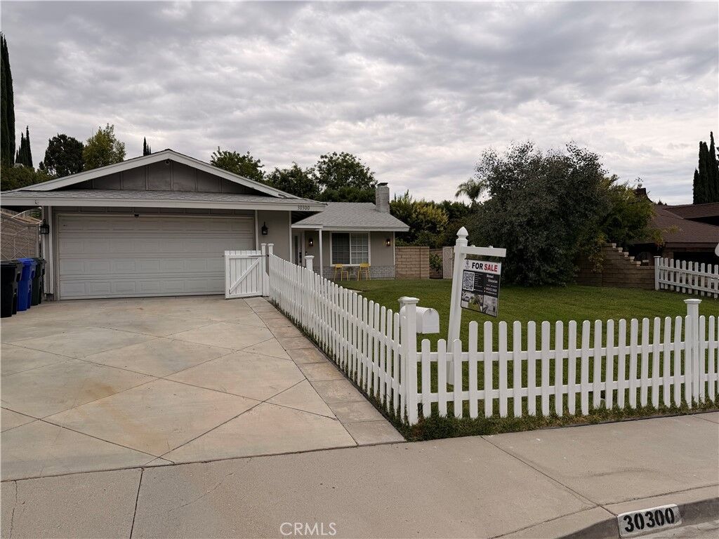 Property Photo:  30300 Jasmine Valley  CA 91387 