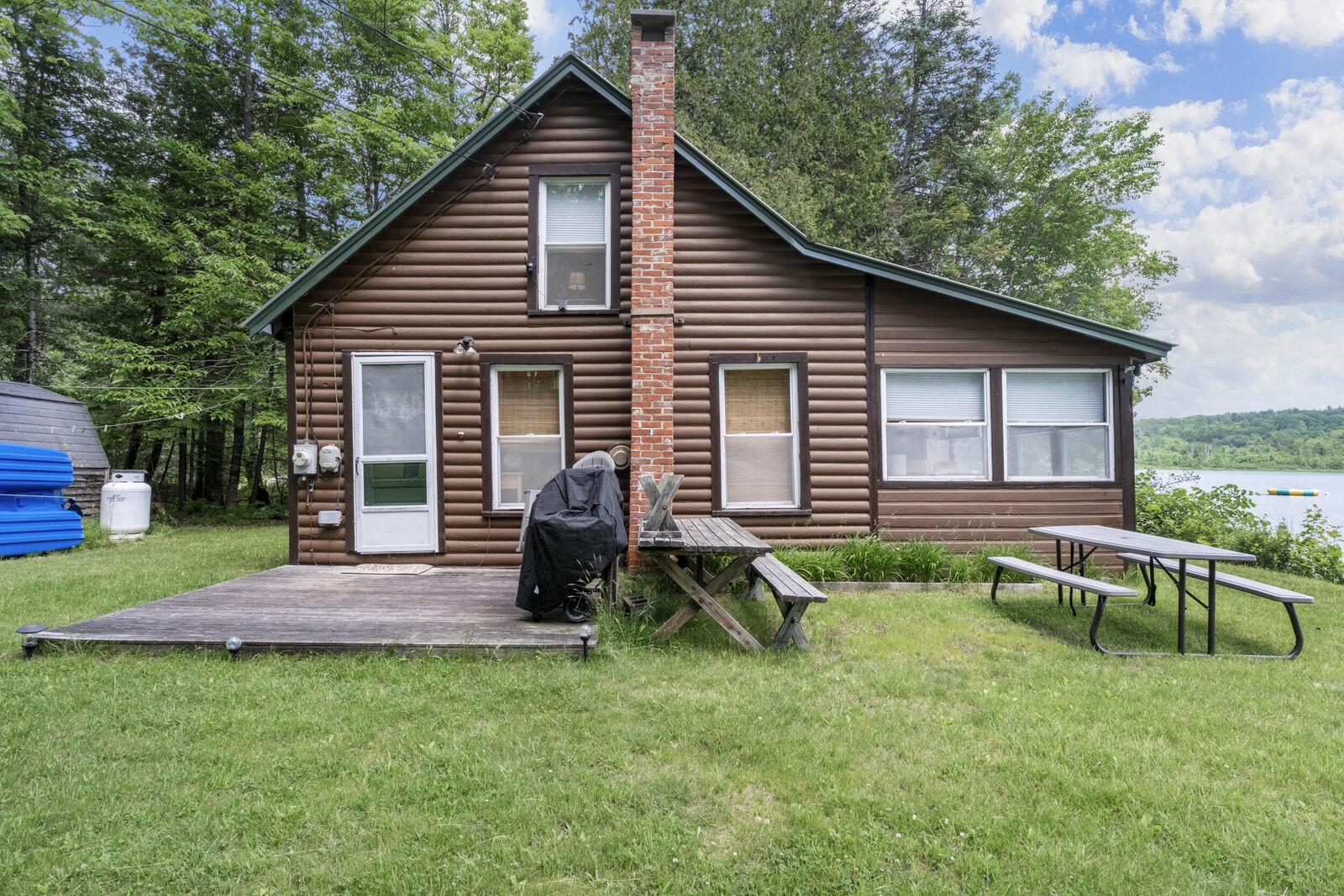 Property Photo: 25 Allen Avenue ME 04924