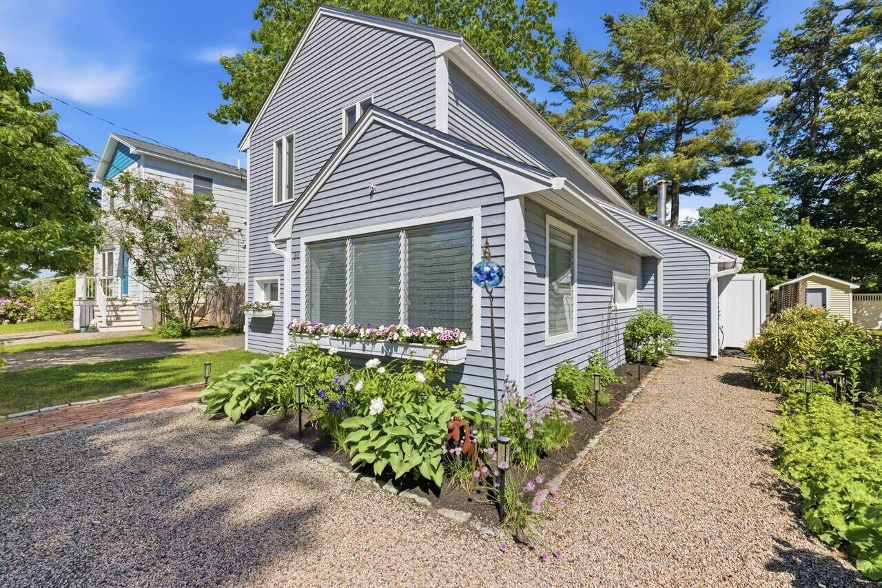 Property Photo: 30 Seaview Avenue ME 03907