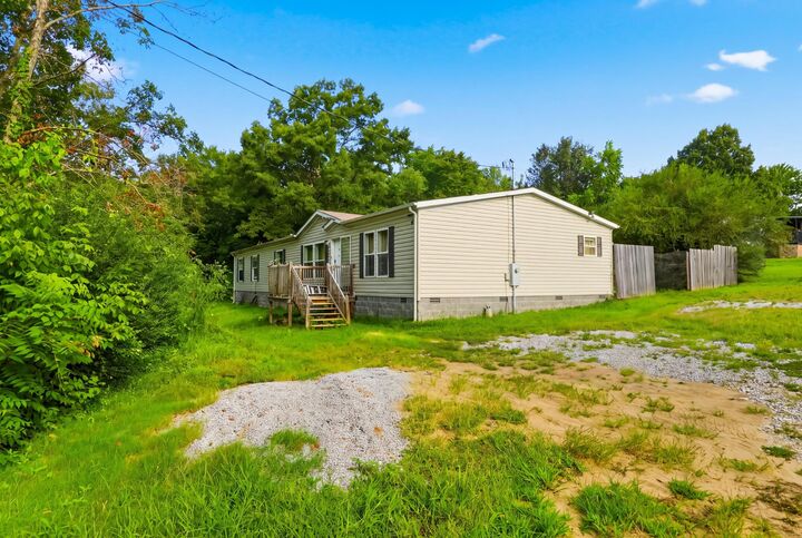Property Photo:  359 Stage Rd  TN 37036 