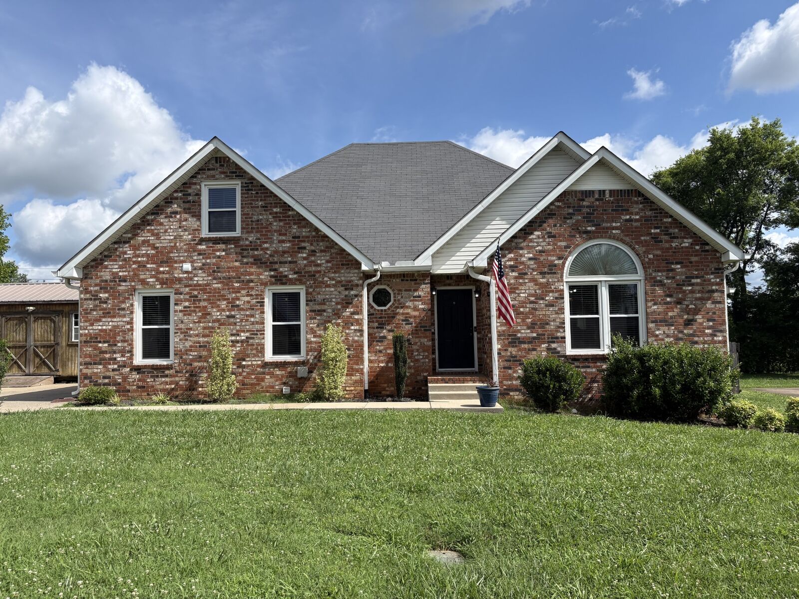 Property Photo:  1822 Pennington Dr  TN 37129 