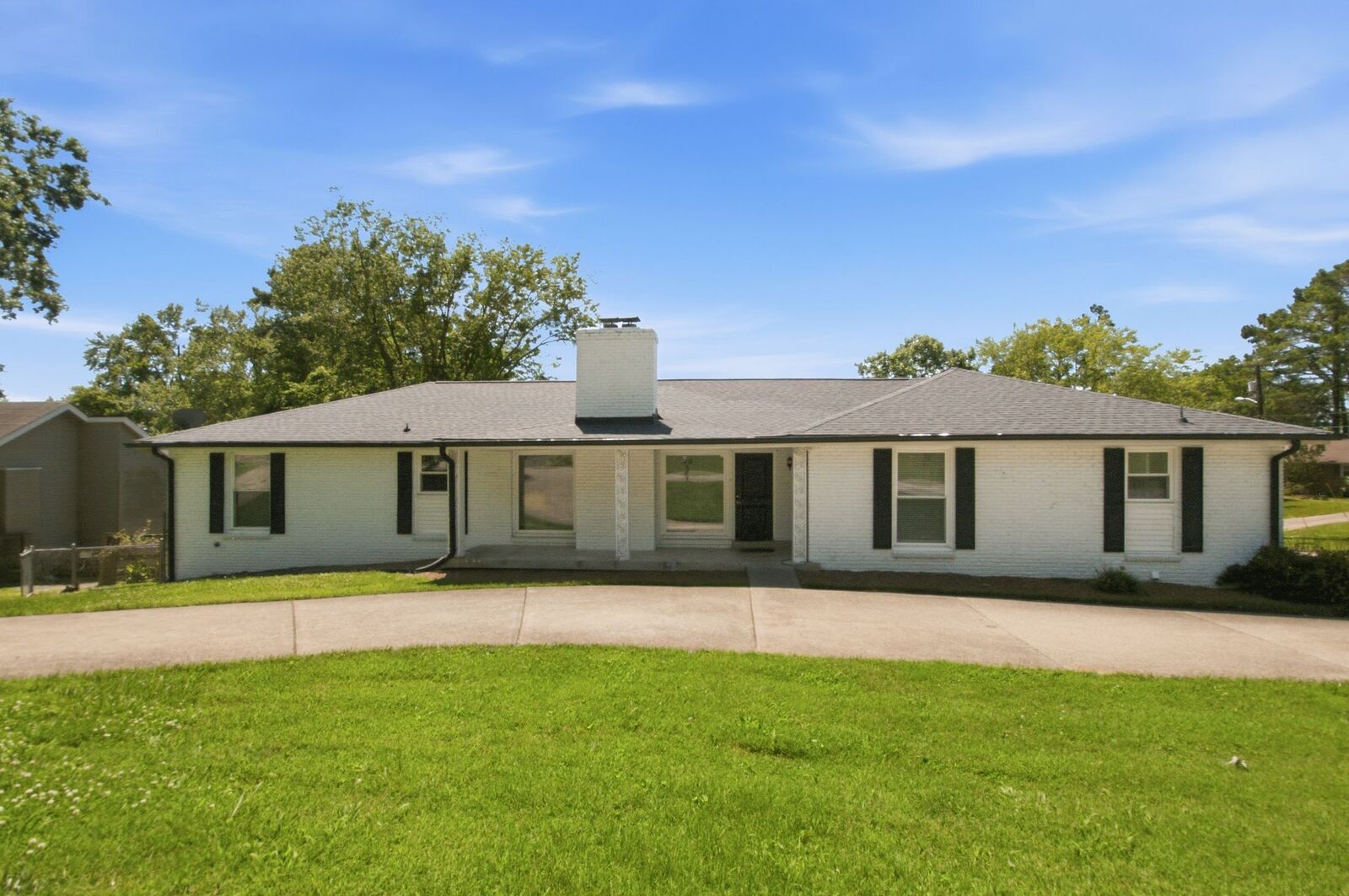Property Photo:  7401 Harrow Dr  TN 37221 