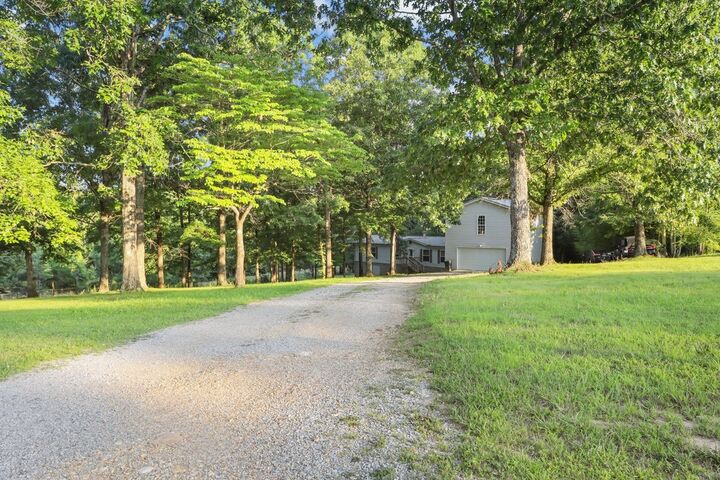 Property Photo: 555 Fire Tower Rd TN 37055