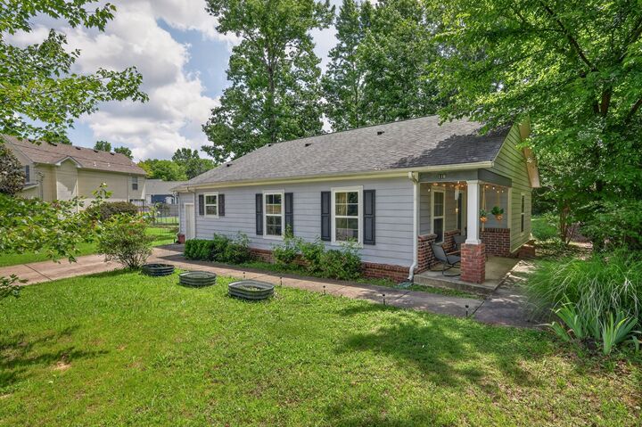 Property Photo: 119 Silver Leaf Cir TN 37055