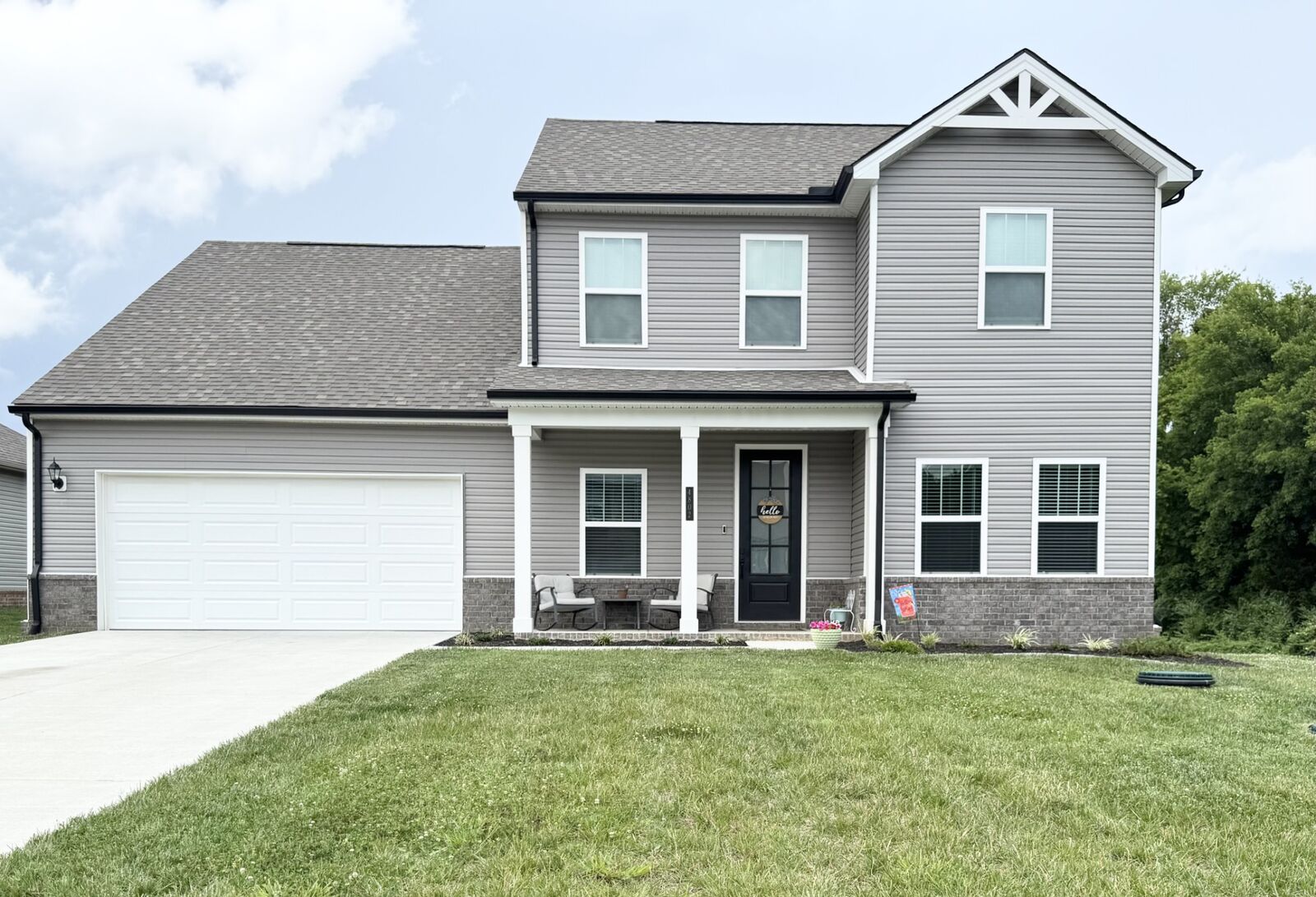 Property Photo: 4802 Turquoise Ln TN 37129