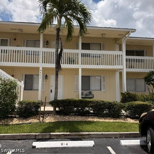Property Photo: 4617 Bayshore Drive H4 FL 34112
