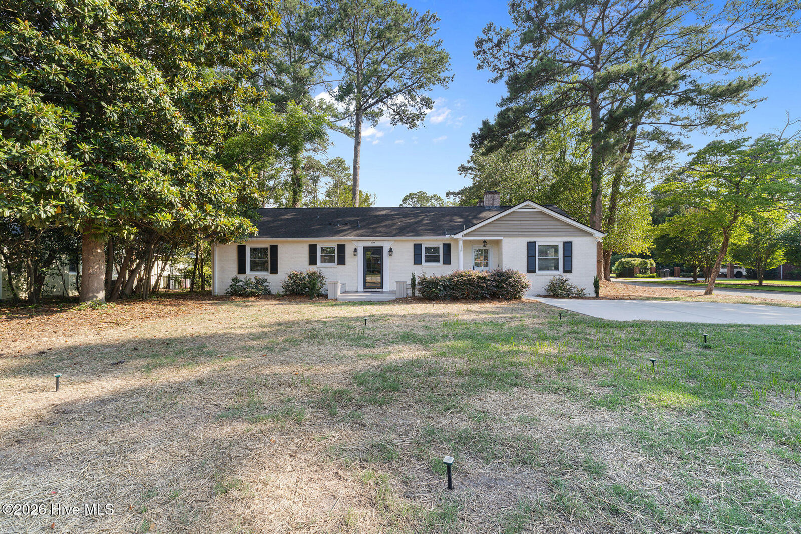 Property Photo: 1900 E Mulberry Street NC 27530