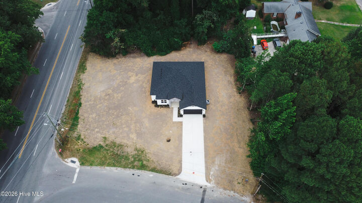 Property Photo: 2500 Brookhaven Drive NC 28504