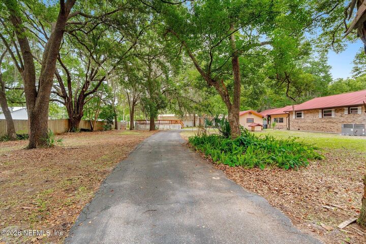 Property Photo:  500 Walnut Street  FL 32193 