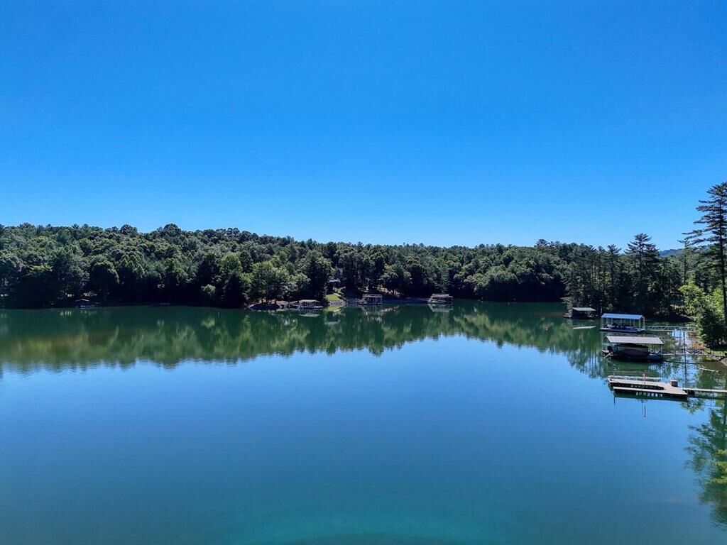 Property Photo:  Lt 8A&B Lake Breeze Lane  GA 30512 