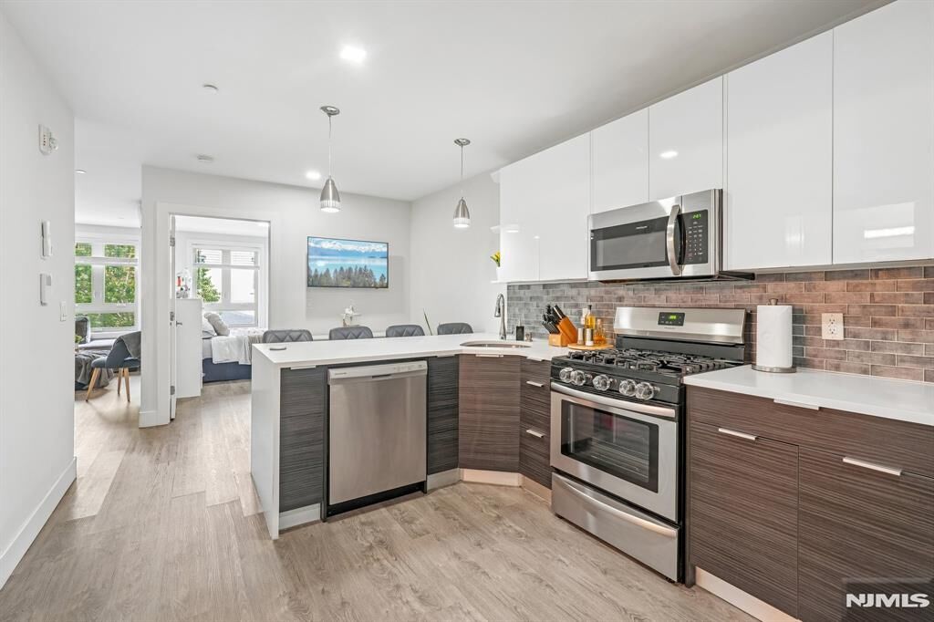 Property Photo:  62 69th Street 209  NJ 07093 