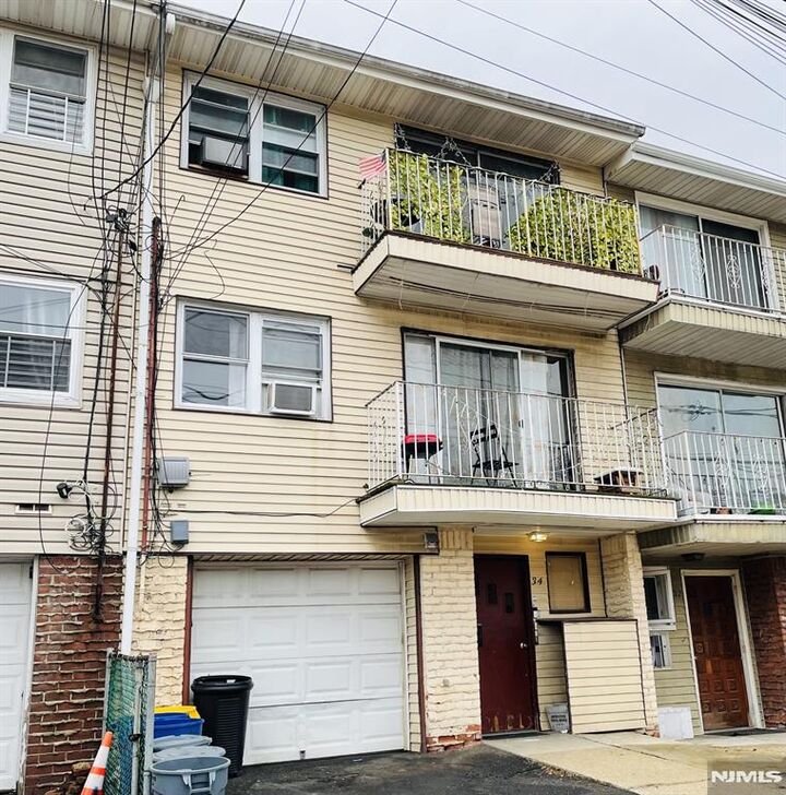 Property Photo:  34 President Street  NJ 07029 