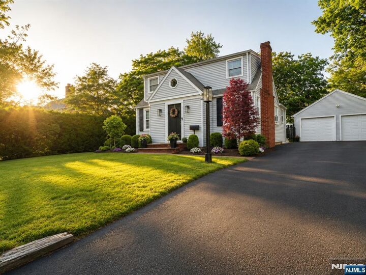 Property Photo:  19 Long Avenue  NJ 07430 