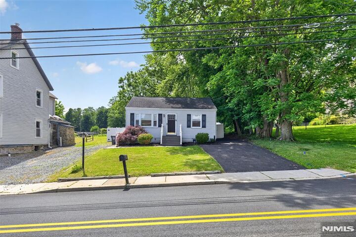 Property Photo: 318 Greenwich Street NJ 08886