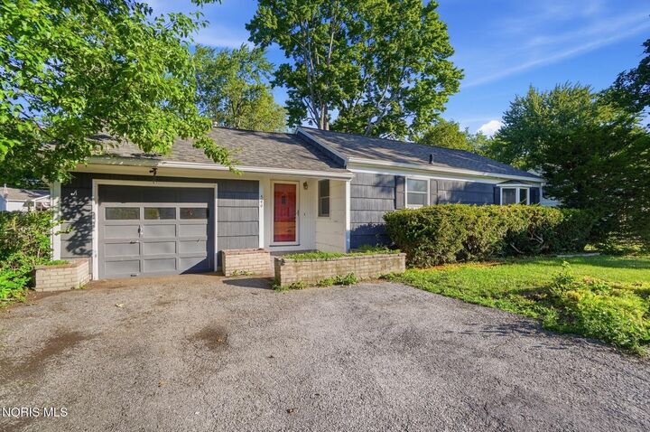 Property Photo:  544 Clarion Avenue  OH 43528 
